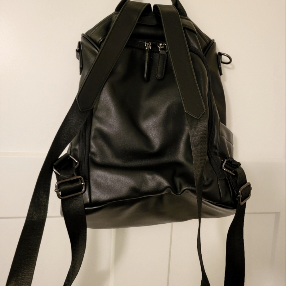 Leather Backpack. - Picture 4 of 4